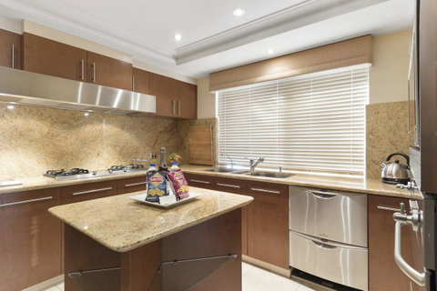 The Peninsula Riverside Serviced Apartments - South Australia Travel 25