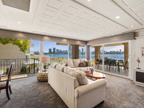 The Peninsula Riverside Serviced Apartments - South Australia Travel 6