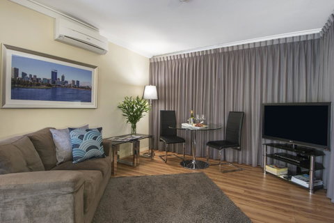 The Peninsula Riverside Serviced Apartments - South Australia Travel 27