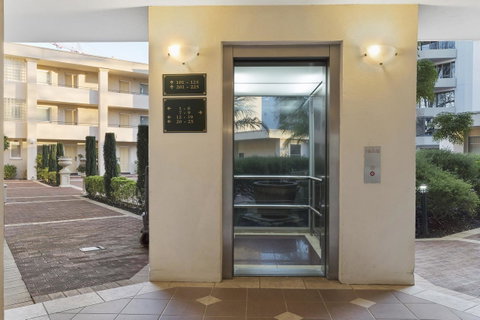 The Peninsula Riverside Serviced Apartments - South Australia Travel 38