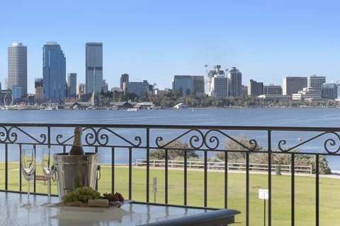 The Peninsula Riverside Serviced Apartments - South Australia Travel 16