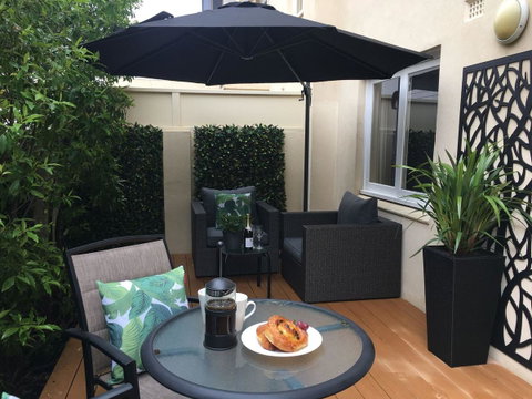 The Peninsula Riverside Serviced Apartments - South Australia Travel 15