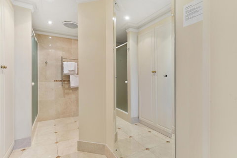 The Peninsula Riverside Serviced Apartments - South Australia Travel 3