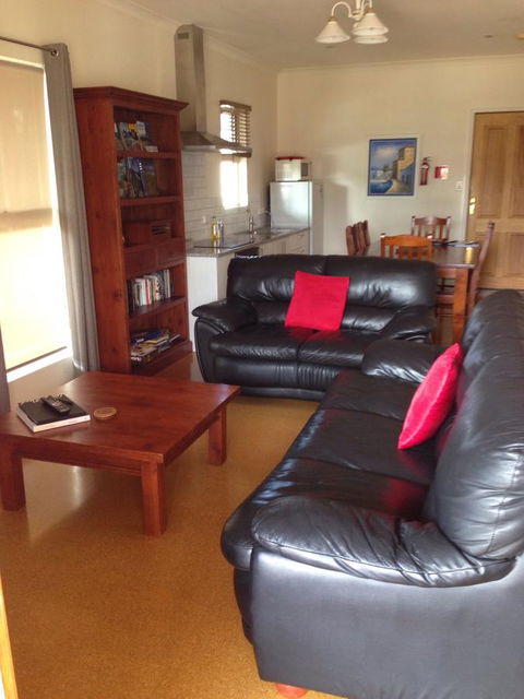 Albany Beachside Accommodation - South Australia Travel 1