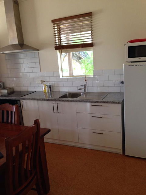 Albany Beachside Accommodation - South Australia Travel 0