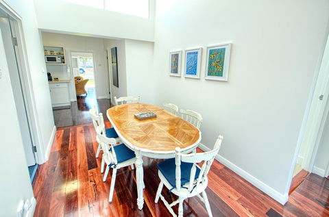 Jeffries Cottage - South Australia Travel 13