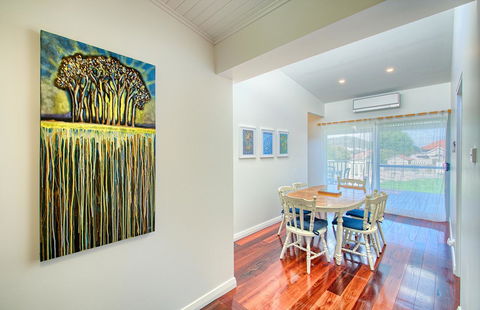 Jeffries Cottage - South Australia Travel 11