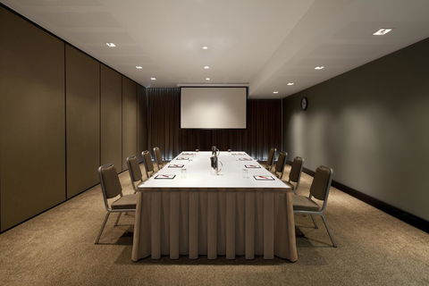 Adina Apartment Hotel Perth - South Australia Travel 11