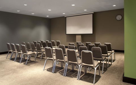 Adina Apartment Hotel Perth - South Australia Travel 14