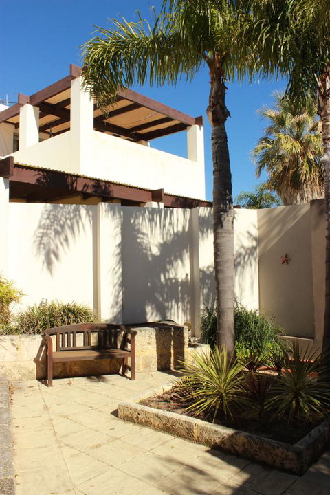 Dunes Scarborough Beach - South Australia Travel 9