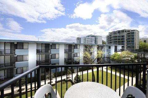 Lodestar Waterside Apartments - South Australia Travel 5