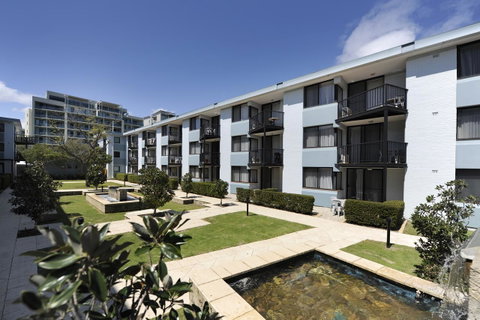 Lodestar Waterside Apartments - South Australia Travel 14