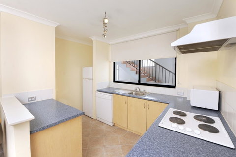 Lodestar Waterside Apartments - South Australia Travel 23