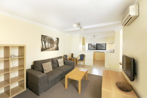 Lodestar Waterside Apartments - South Australia Travel 30