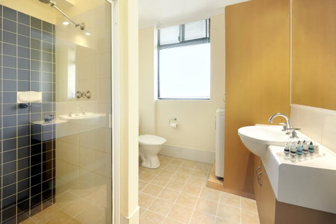 Lodestar Waterside Apartments - South Australia Travel 38