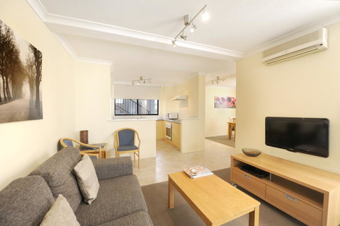 Lodestar Waterside Apartments - South Australia Travel 26