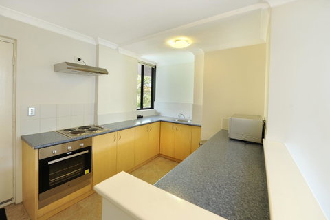 Lodestar Waterside Apartments - South Australia Travel 1