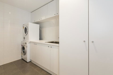 Gallery Serviced Apartments - South Australia Travel 21