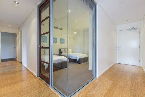 Gallery Serviced Apartments - South Australia Travel 17