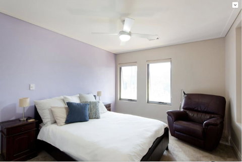 Adele's Luxury South Beach Apartment With King Bed - South Australia Travel 6