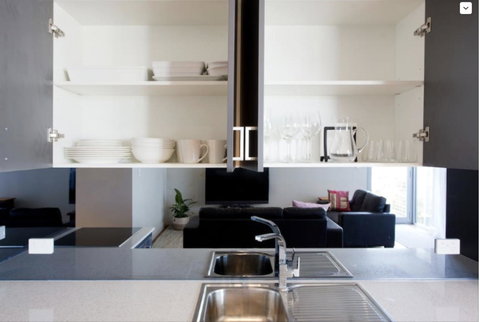 Adele's Luxury South Beach Apartment With King Bed - South Australia Travel 14