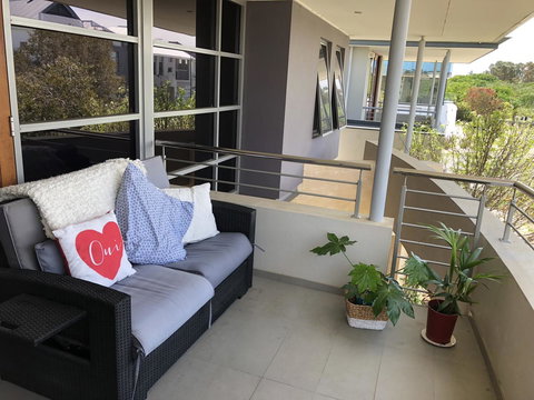 Adele's Luxury South Beach Apartment With King Bed - South Australia Travel 19