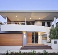 Adele's luxury South Beach apartment with King bed - South Australia Travel