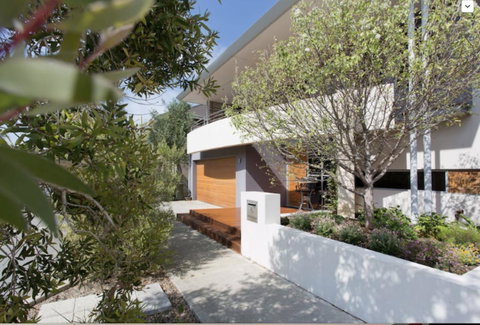 Adele's Luxury South Beach Apartment With King Bed - South Australia Travel 20