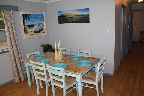 Jbay Beach Shack - South Australia Travel 11