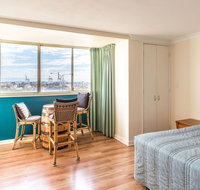 Studio 208 with ocean views - South Australia Travel