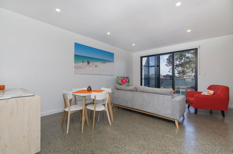 Sunset Place Apartments - South Australia Travel 22