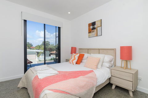 Sunset Place Apartments - South Australia Travel 21