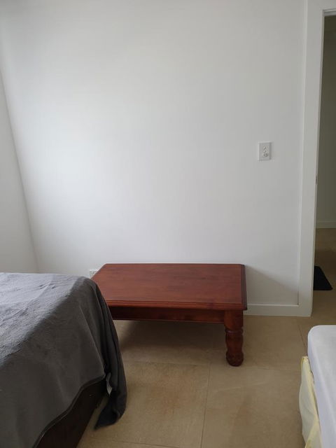 DIANELLA Budget Rooms Happy Place To Stay - South Australia Travel 7