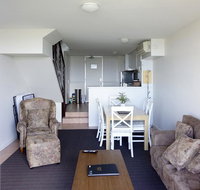 Oceanside 8 - South Australia Travel