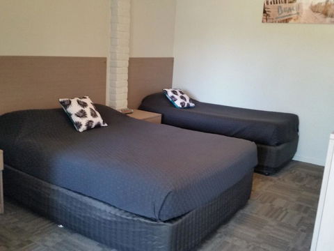 Mandurah Foreshore Motel - South Australia Travel 7