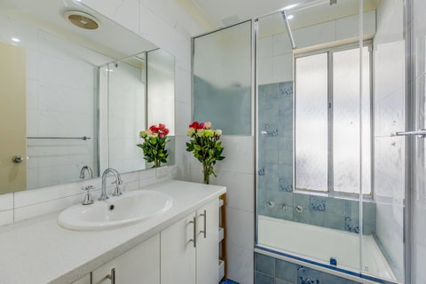 Brilliant, Neat, Convenient, Family-friendly House - South Australia Travel 11