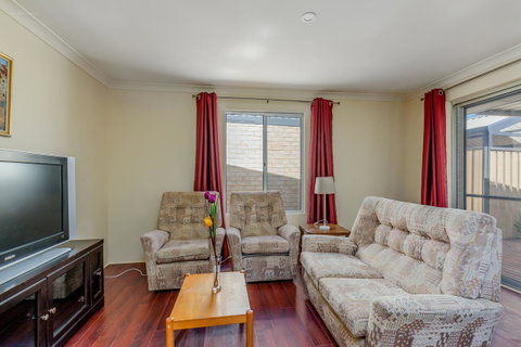 Brilliant, Neat, Convenient, Family-friendly House - South Australia Travel 6