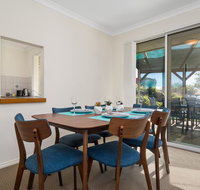 Como South Perth Villa - South Australia Travel