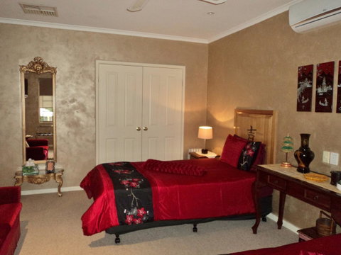 Armadale Cottage Bed & Breakfast - South Australia Travel 21