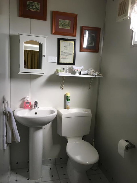 Armadale Cottage Bed & Breakfast - South Australia Travel 6