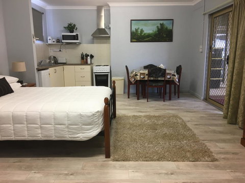 Armadale Cottage Bed & Breakfast - South Australia Travel 7