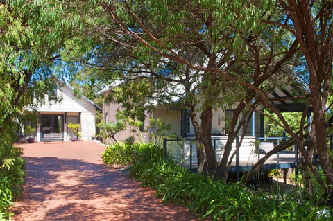 Zephyr Studio - South Australia Travel 24