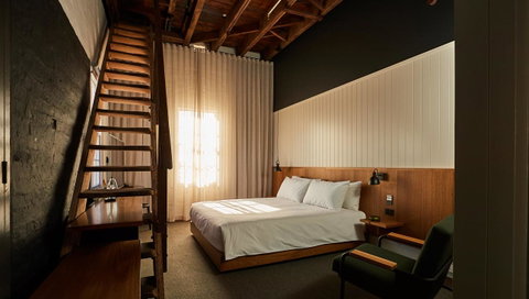 The Premier Mill Hotel - South Australia Travel 3