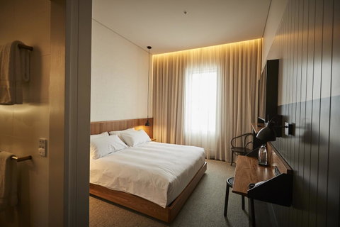 The Premier Mill Hotel - South Australia Travel 31