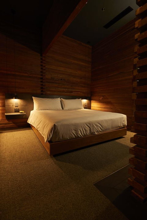 The Premier Mill Hotel - South Australia Travel 9