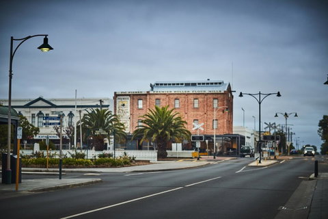 The Premier Mill Hotel - South Australia Travel 14