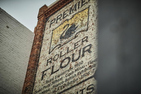 The Premier Mill Hotel - South Australia Travel 13