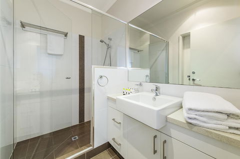 Dolphin Quay Apartments - South Australia Travel 42