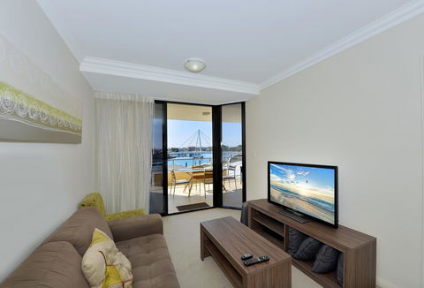 Dolphin Quay Apartments - South Australia Travel 10