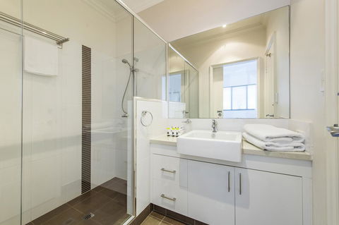 Dolphin Quay Apartments - South Australia Travel 40